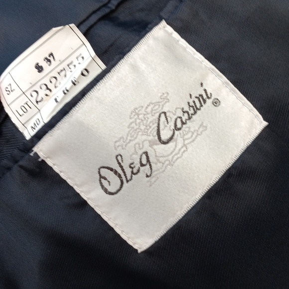 Oleg Cassini Men's Vintage Pin Stripe (3) Button Luxury Blazer - Picture 13 of 16